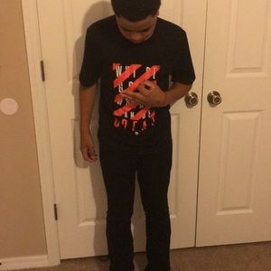 Meet your Posher, Moises